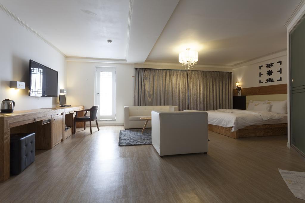 J-Top Hotel 始兴市 客房 照片
